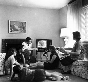 Family_watching_television_1958